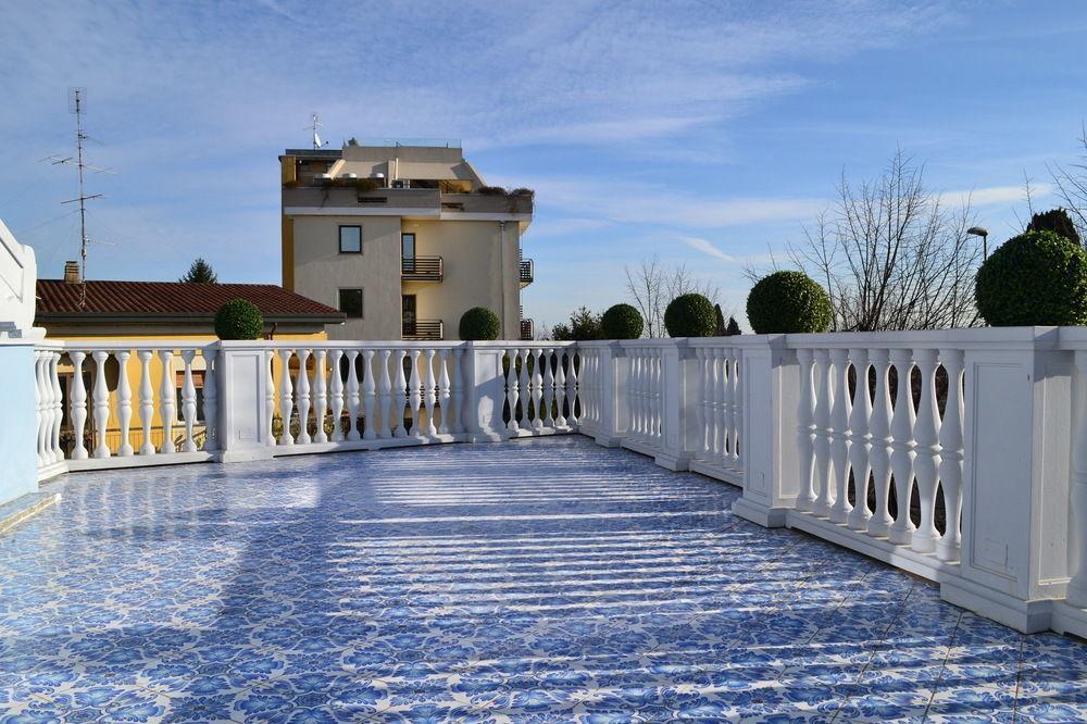 B And B Della Mimosa ديسينسانو ديل غاردا المظهر الخارجي الصورة