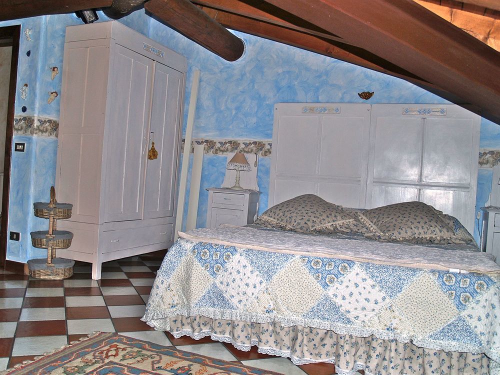 B And B Della Mimosa ديسينسانو ديل غاردا المظهر الخارجي الصورة